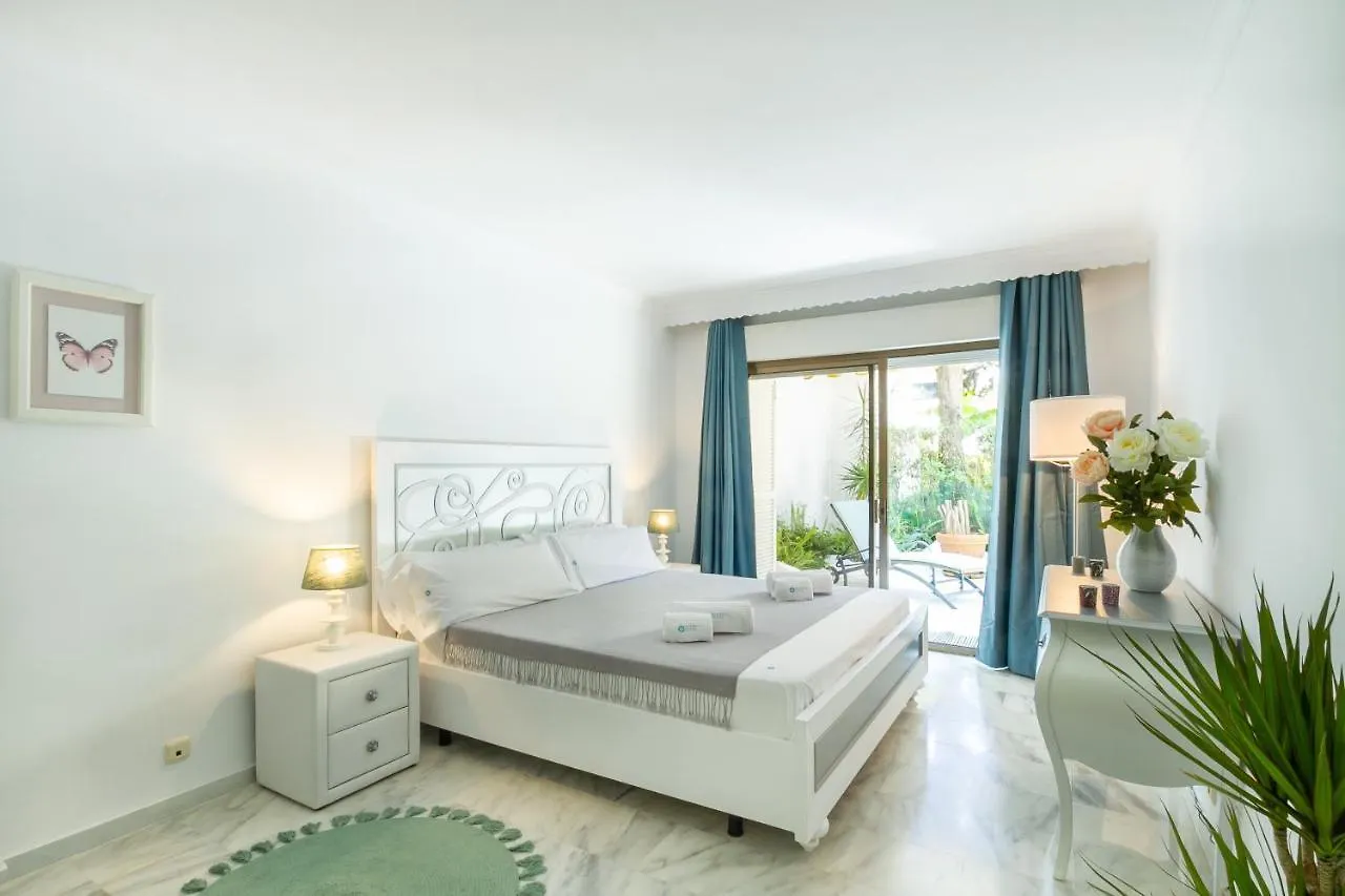 Apartment Marbella Banus Suites - Golden Beach Marbella Suite Spain