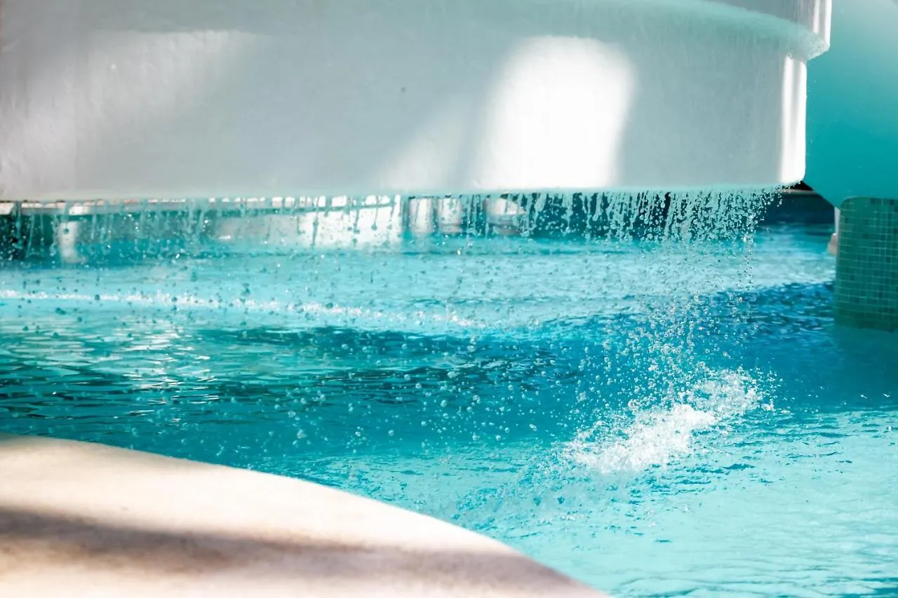 Marbella Banus Suites - Golden Beach Marbella Suite Apartment