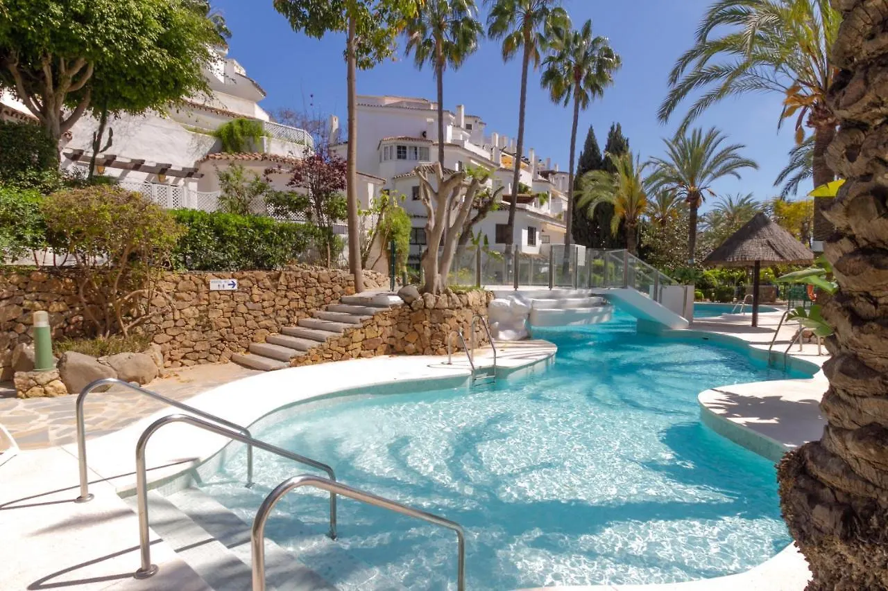 Marbella Banus Suites - Golden Beach Marbella Suite 0*,